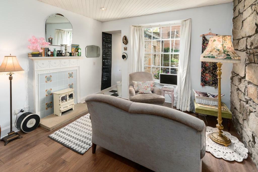 Vintage Apt, Pvt Garden, Wifi, New Town Edinburgh Exterior photo